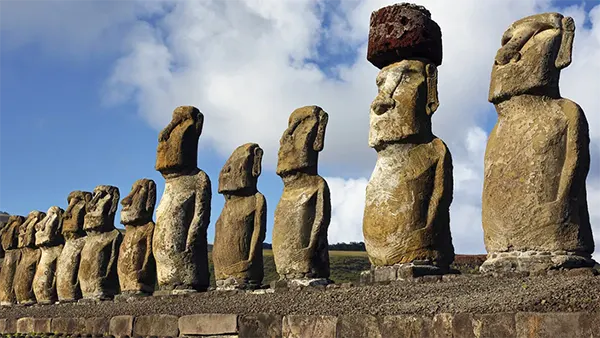 Statues moai à Tahai